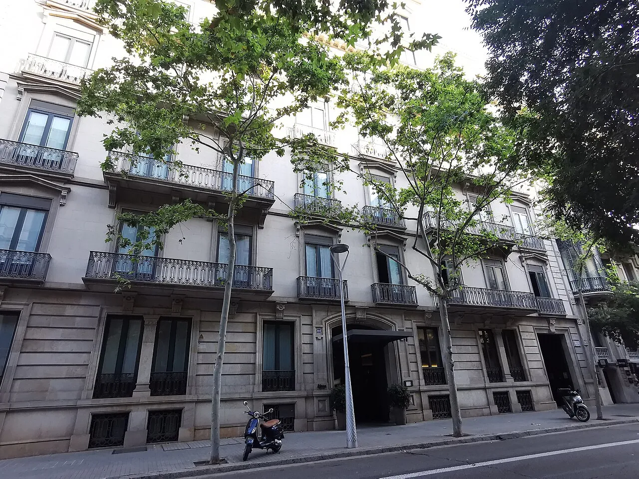 Alma Barcelona GL