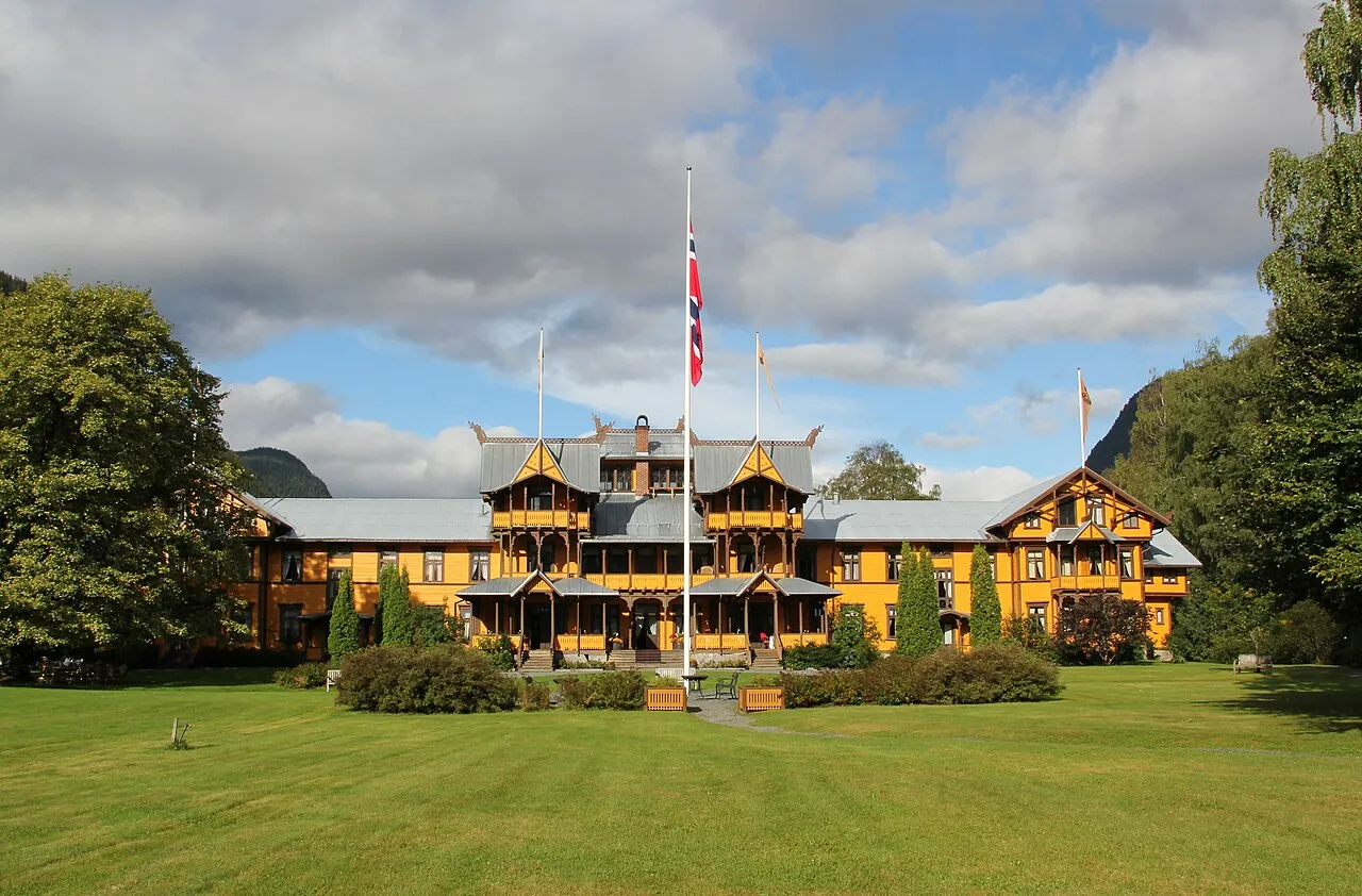Dalen Hotel