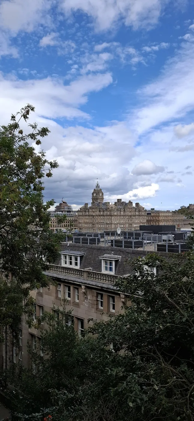 W Edinburgh