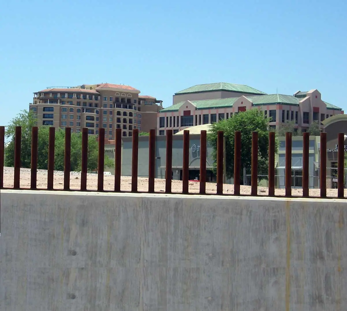W Scottsdale